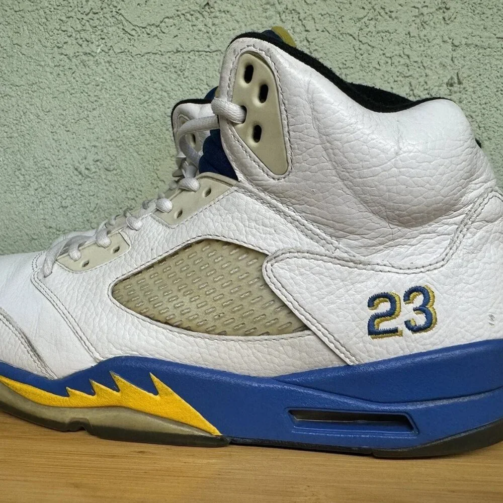 Size‎ 11.5 - Jordan 5 Retro Laney 2013 136027-199